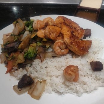 Osuba - Steak, salmon, and shrimp hibachi dinner - Sushi Bars Near Me - Waxahachie, Texas Osuba - Steak, salmon, and shrimp hibachi dinner - Sushi Bars Near Me - Waxahachie, Texas