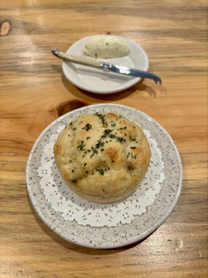 Trelio Food & Wine by null