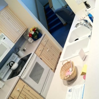 Little Sweden - Spacious kitchen with a stove,microwave,dishwasher,coffee maker. - Hotels Near Me - Fish Creek, Wisconsin Little Sweden - Spacious kitchen with a stove,microwave,dishwasher,coffee maker. - Hotels Near Me - Fish Creek, Wisconsin