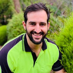 Hunts Garden - Daniel Hunt - Your Garden In Good Hands