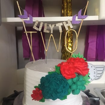 Confections - 2nd picture is what we got :/ obviously doesn't go with our color theme. Not done well - Bakeries Near Me - Kapolei, Hawaii Confections - 2nd picture is what we got :/ obviously doesn't go with our color theme. Not done well - Bakeries Near Me - Kapolei, Hawaii