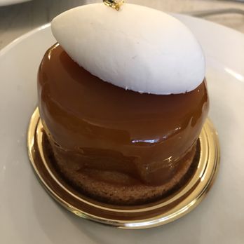 Dominique Ansel Bakery - Whole Apple Tart Tatin - Bakeries Near Me - Victoria, XGL