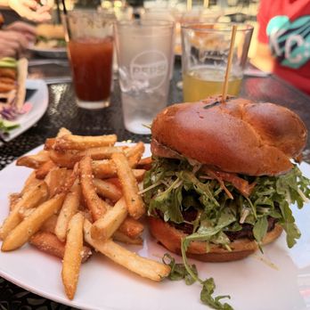 V Restaurant, Bistro & Bar - Vegi burger, truffle fries, hazy IPA - New American Near Me - Murphys, California