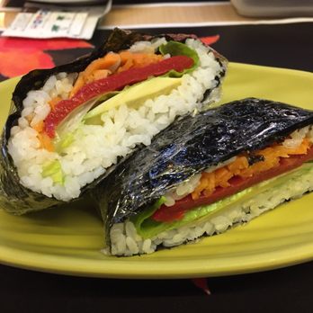 Aki Ramen - Starter (vegan) lightly warm, nice taste of seaweed - Ramen Near Me - Las Palmas de Gran Canaria, GC