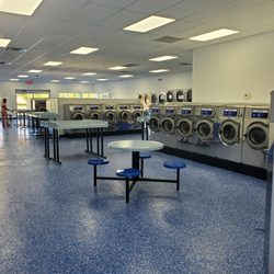 SpeedClean Coin Laundry