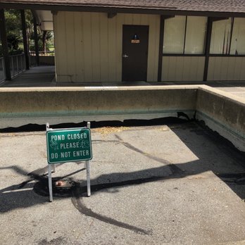 Las Palmas Park - Pond closed because of the drought. Restrooms. - Parks Near Me - Sunnyvale, California