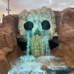 Adventure Golf