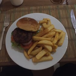 Artemis Marin Princess Restaurant - 23:17'de hamburger