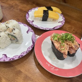 Sushi Bay - Egg, Cali roll, spicy ahi sushi - Sushi Bars Near Me - Kapolei, Hawaii Sushi Bay - Egg, Cali roll, spicy ahi sushi - Sushi Bars Near Me - Kapolei, Hawaii