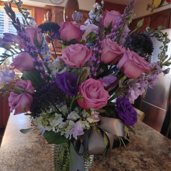 Susan Marie Floral Design - Another perfect bouquet! - Florists Near Me - Post Falls, Idaho Susan Marie Floral Design - Another perfect bouquet! - Florists Near Me - Post Falls, Idaho