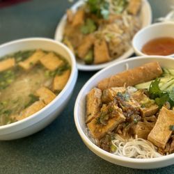 The Lemongrass Kitchen