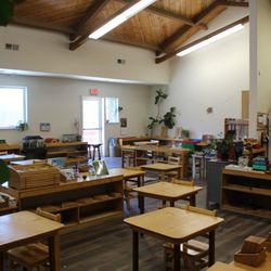 Montessori Community School