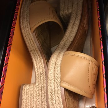 Nordstrom Rack - Tory Burch Summer - Shoe Stores Near Me - Manchester, Missouri Nordstrom Rack - Tory Burch Summer - Shoe Stores Near Me - Manchester, Missouri