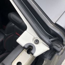 Fitzgerald's Countryside Chrysler Jeep - Mechanics had failed to put the bolts back in. They just set them in place around the hardtop without actually tightening them down.