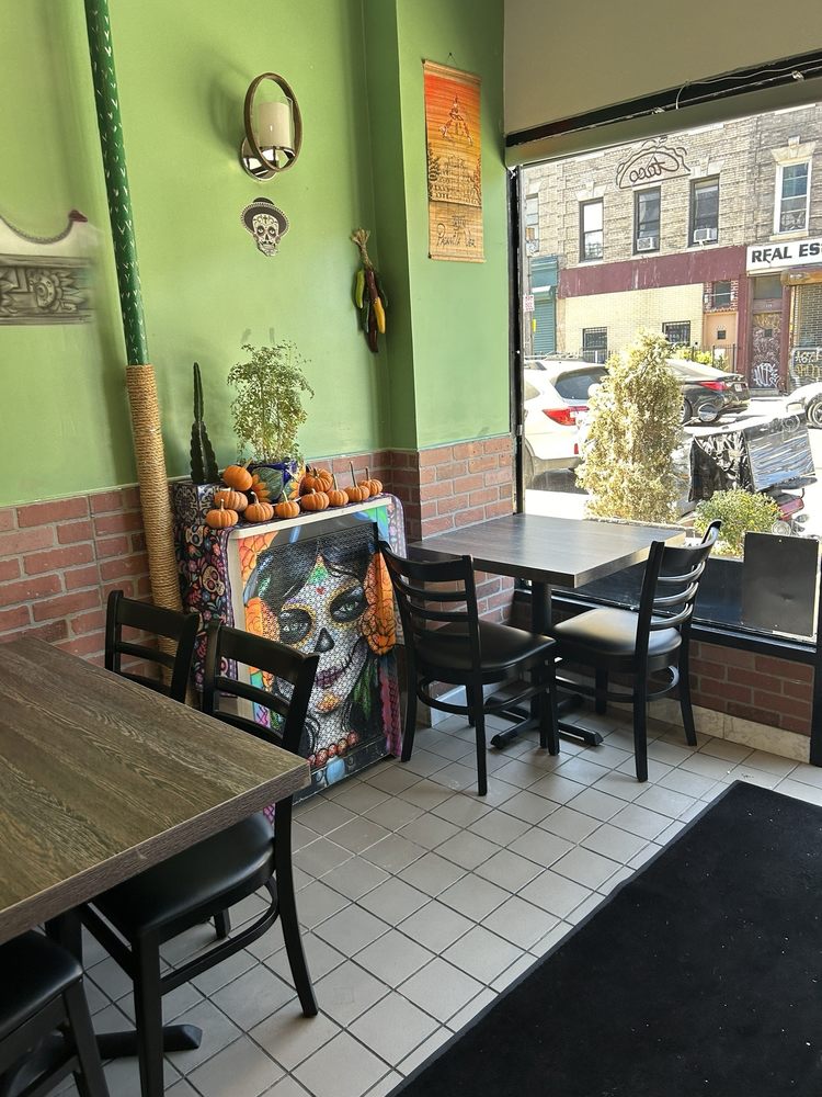 Tacolmos Mexican Restaurant