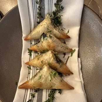 LÝRA - Spanakopitakia Amazing!! - Greek Near Me - Chicago, Illinois LÝRA - Spanakopitakia Amazing!! - Greek Near Me - Chicago, Illinois