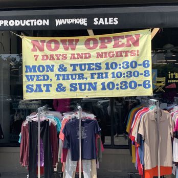 It's A Wrap - Hours sign - Used, Vintage & Consignment Near Me - Burbank, California