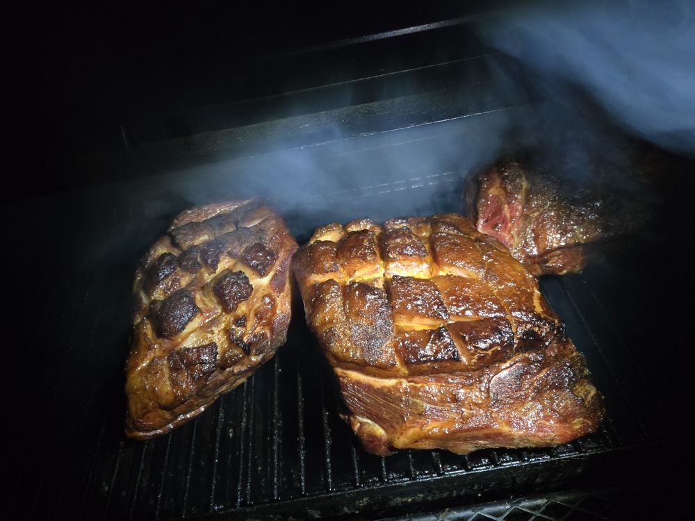 Food from Holy Smokes