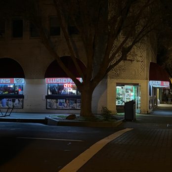 Illusions Smoke Shop - Tobacco Shops Near Me - Davis, California