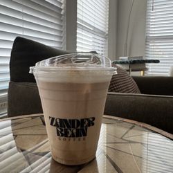Zander Bean Coffee - Pumpkin pie latte