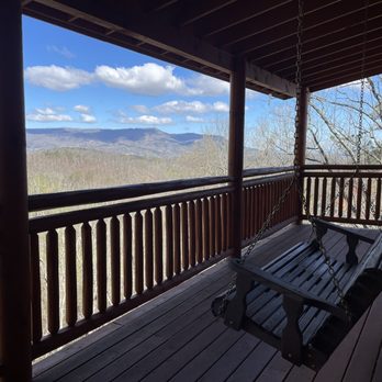 Bear Camp Cabin Rentals - The highest deck has swings - Vacation Rentals Near Me - Pigeon Forge, Tennessee Bear Camp Cabin Rentals - The highest deck has swings - Vacation Rentals Near Me - Pigeon Forge, Tennessee