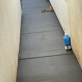 Dlagos Lawn Care And Landscaping - New concrete poured.  Replaced dirt and weed walkway that I wouldn't use.  Now much better. - Landscaping Near Me - Modesto, California