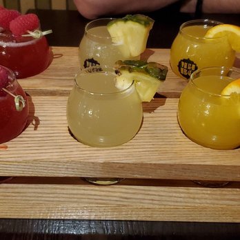 Mill House Brewing Company - Mimosa flight - Breweries Near Me - Poughkeepsie, New York Mill House Brewing Company - Mimosa flight - Breweries Near Me - Poughkeepsie, New York