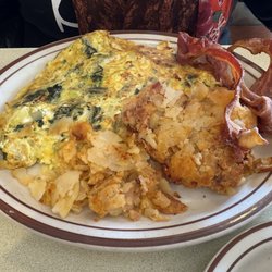 Tremont Diner - Spinach And Feta Cheese Omelette with Home Fries