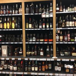Fishkill Wine & Liquor