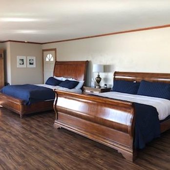 Jenner Inn - 2 King Beds - Hotels Near Me - Jenner, California Jenner Inn - 2 King Beds - Hotels Near Me - Jenner, California