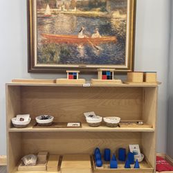La Petite Enfance Montessori School