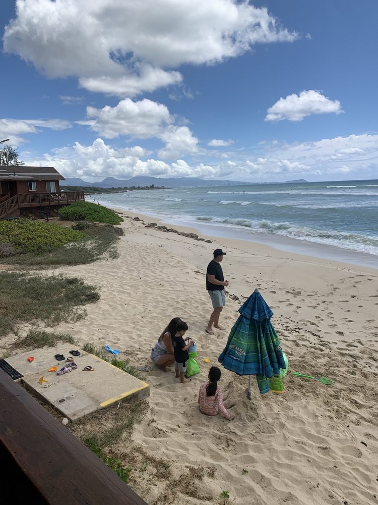 Barbers Point Beach Cottages