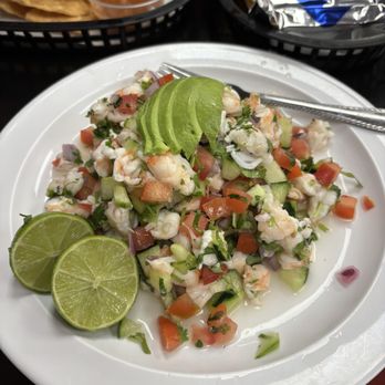 Mariscos Valencia Mexican Restaurant - Mexican Near Me - Tustin, California