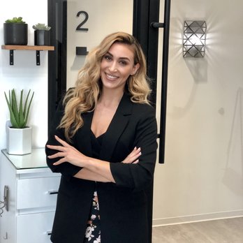 The Ageless Esty - Hello, I'm Leah, owner and Esthetician of The Ageless Esty. I've been a licensed Esthetician for a rewarding 10 years! - Skin Care Near Me The Ageless Esty - Hello, I'm Leah, owner and Esthetician of The Ageless Esty. I've been a licensed Esthetician for a rewarding 10 years! - Skin Care Near Me