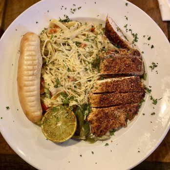Willy McCoys - Tequila Chicken Fettuccine - Barbeque Near Me - Bloomington, Minnesota Willy McCoys - Tequila Chicken Fettuccine - Barbeque Near Me - Bloomington, Minnesota