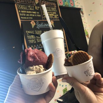Novel Ice Cream - 2 scoops of ice cream in each and a rootbeer float! you get to pick your rootbeer! - Desserts Near Me - Phoenix, Arizona