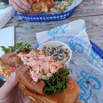 Garbos - Maine Roll with spicy slaw - Seafood Near Me - Austin, Texas Garbos - Maine Roll with spicy slaw - Seafood Near Me - Austin, Texas