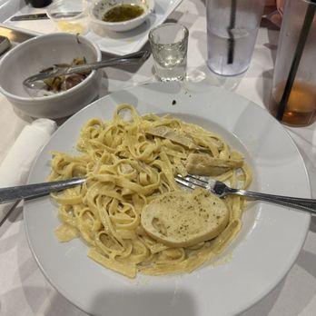Rucci's Italian Kitchen & Grille - More chicken Alfredo that was left uneaten - Italian Near Me - Leonardtown, Maryland Rucci's Italian Kitchen & Grille - More chicken Alfredo that was left uneaten - Italian Near Me - Leonardtown, Maryland