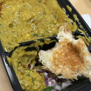 Maya Kitchen - Shalimar Egg Mughlai Hara Masala - Food Trucks Near Me - Sunnyvale, California Maya Kitchen - Shalimar Egg Mughlai Hara Masala - Food Trucks Near Me - Sunnyvale, California