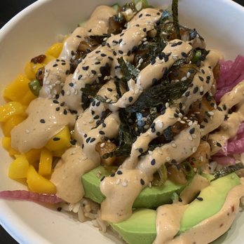 Moushi - Salmon bowl with my selection of fruit|veggies & teriyaki sauce & spicy mayo sauce. Ohhhh myyy - Sushi Bars Near Me - Pointe-Claire, Quebec