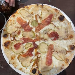 Pig and Pear Pizza