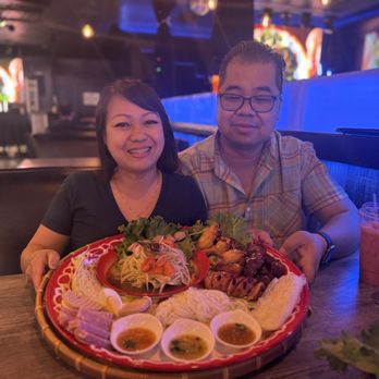 C3 Lounge - Hubby & I enjoying our Lao Papaya Salad (Thum Mak Hoong) platter - Lounges Near Me - Las Vegas, Nevada C3 Lounge - Hubby & I enjoying our Lao Papaya Salad (Thum Mak Hoong) platter - Lounges Near Me - Las Vegas, Nevada