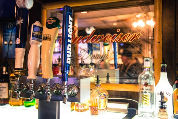 Second Base Pub & Grub by null