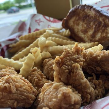 Raising Cane's Chicken Fingers - a basket of fried food - Fast Food Near Me - Cincinnati, Ohio Raising Cane's Chicken Fingers - a basket of fried food - Fast Food Near Me - Cincinnati, Ohio
