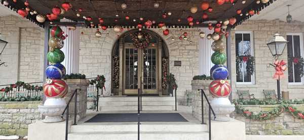 Crescent Hotel and Spa by null