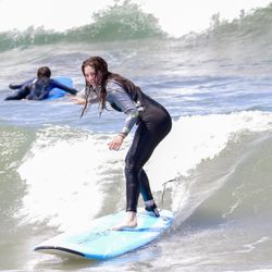 Seashore Surf School - No hands!