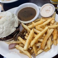 Shaddai Chicken - Lomo Sandwich