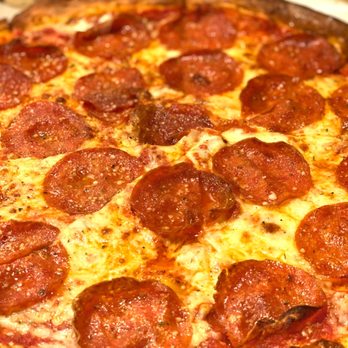 Fat Daddy’s Pizzeria - 16'' Pepperoni Pizza - Pizza Near Me - Provo, Utah