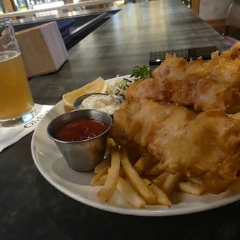 Neighborhood Services Bar + Restaurant - Fish and chips - Breakfast & Brunch Near Me - Tempe, Arizona