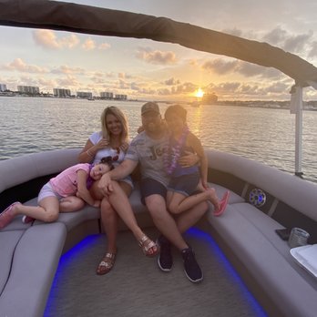 Destin Crab Island Adventures - Boat Charters Near Me - Destin, Florida